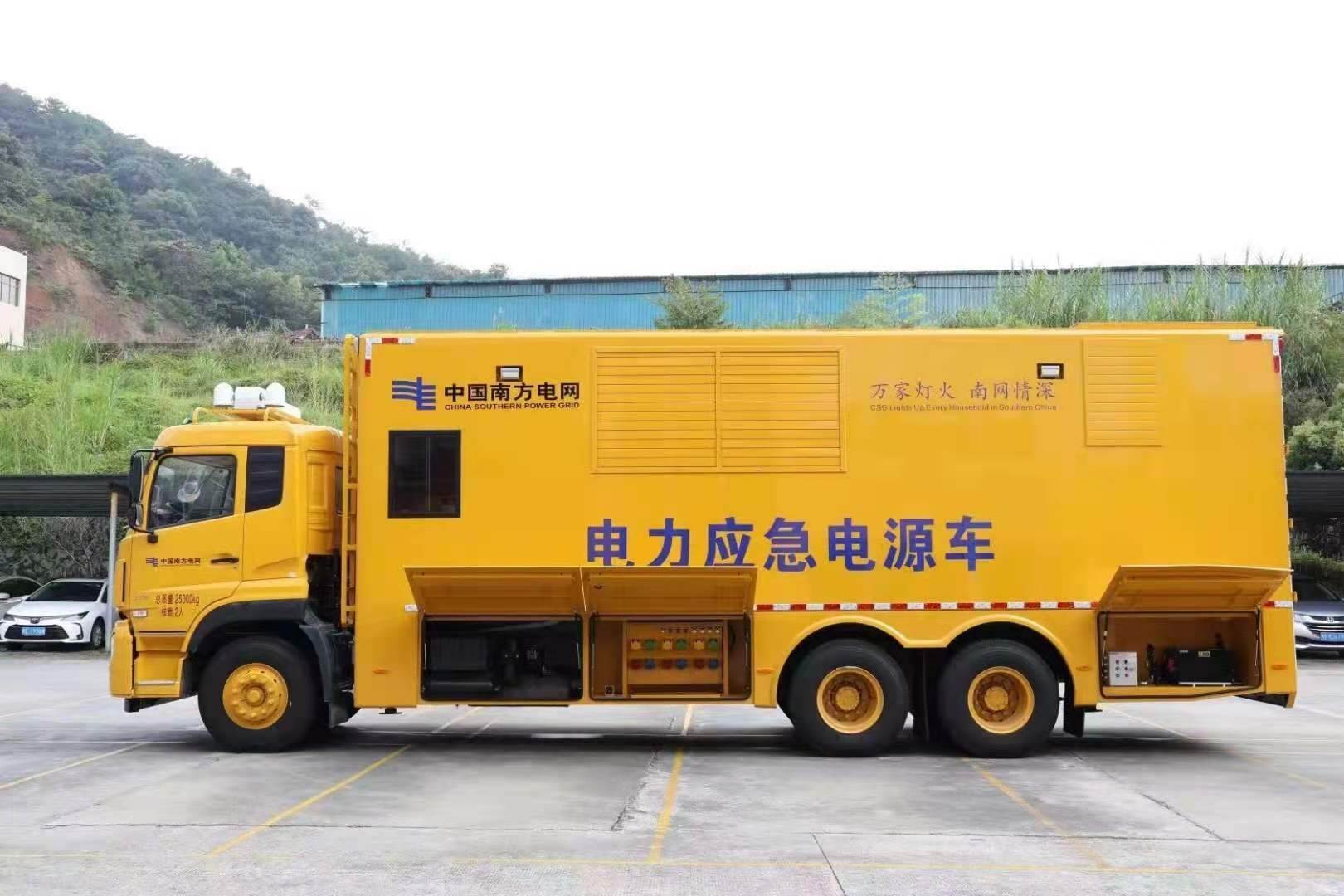 平果安康大型柴油发电机发电车UPS电源出租租赁